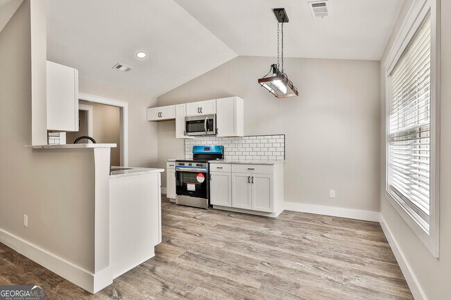 Building Photo - 20 Beaver Ct