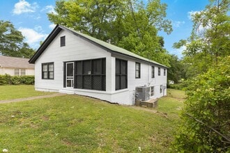 Building Photo - Freshly Updated 3BR Home in Opelika – Clean, Bright, Move-In Ready