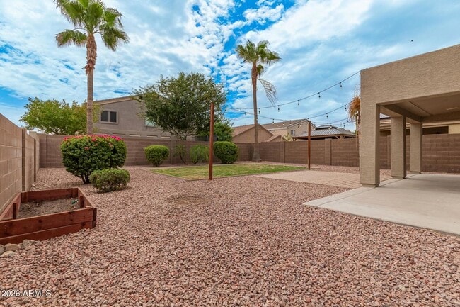 Building Photo - 11719 W Dos Rios Dr