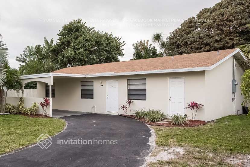 Building Photo - 636 Kingbird Cir