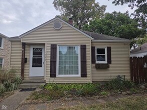 Building Photo - 1625 Lawton Ave