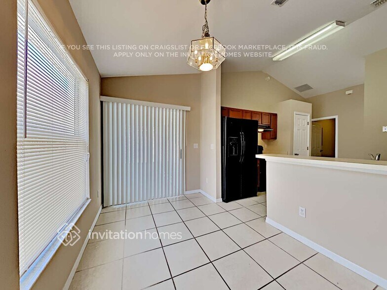 Building Photo - 749 Gentle Breeze Dr