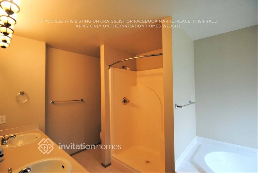 Building Photo - 6708 179th St Ct E