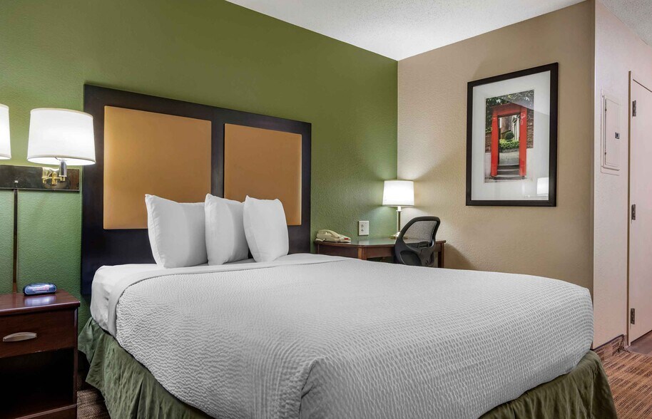 Building Photo - Furnished Studio-Pittsburgh - West Mifflin