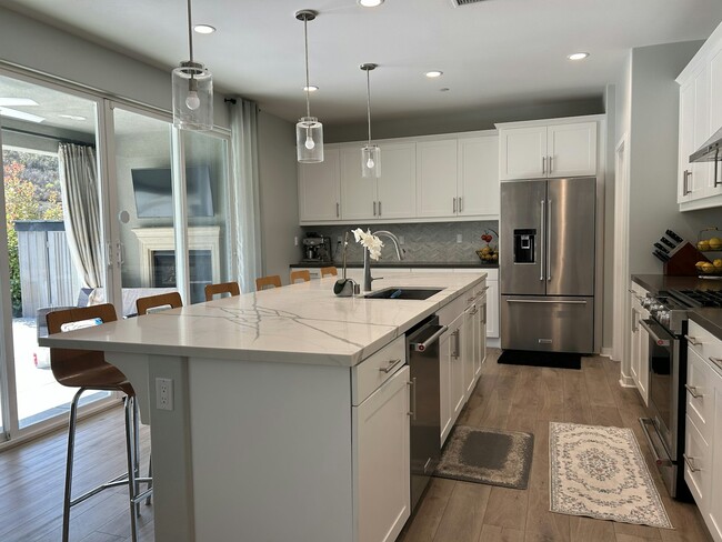 Building Photo - 9020 Hightail Dr