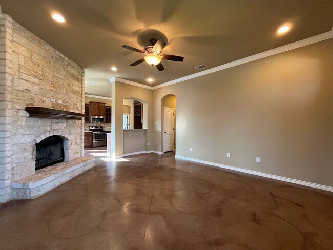 Building Photo - 3137 Silver Saddle Dr