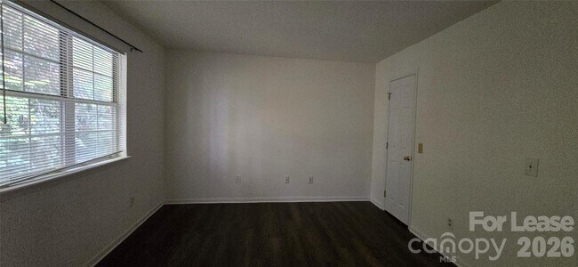 Building Photo - 3109 Heathstead Place