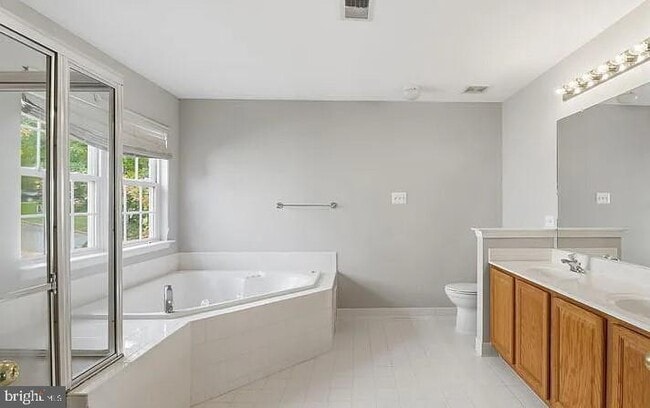 Building Photo - 12607 Piscataway Landing Dr