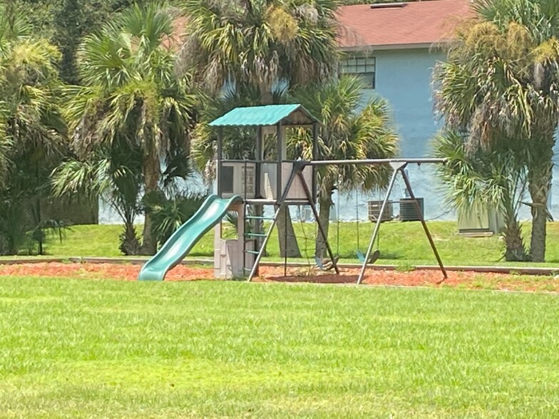 Building Photo - 3215 Baird Ave