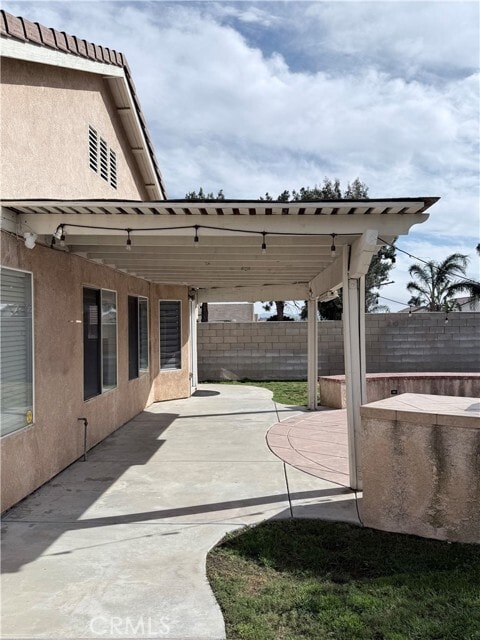 Building Photo - 6716 Earhart Ave