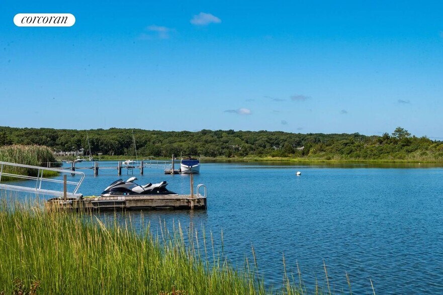 Building Photo - 22 Whitney Rd