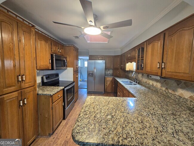 Building Photo - 1703 Point Peter Rd