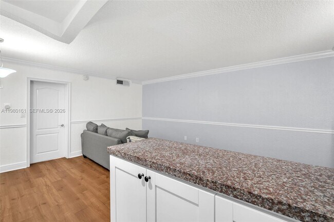 Building Photo - 3245 Virginia St