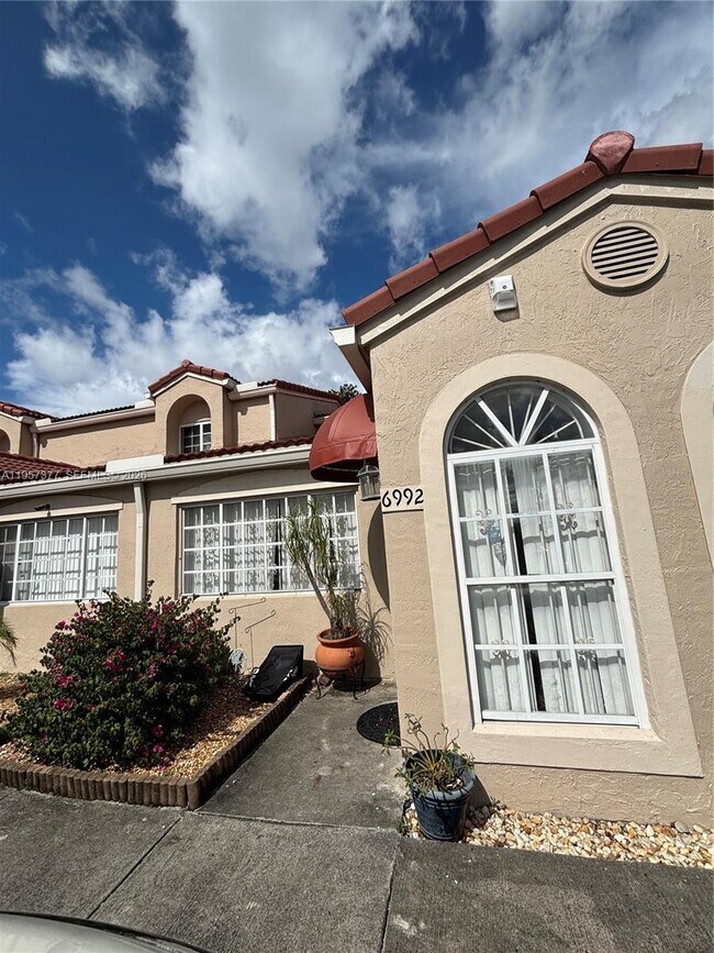 Building Photo - 6992 NW 166 Terrace