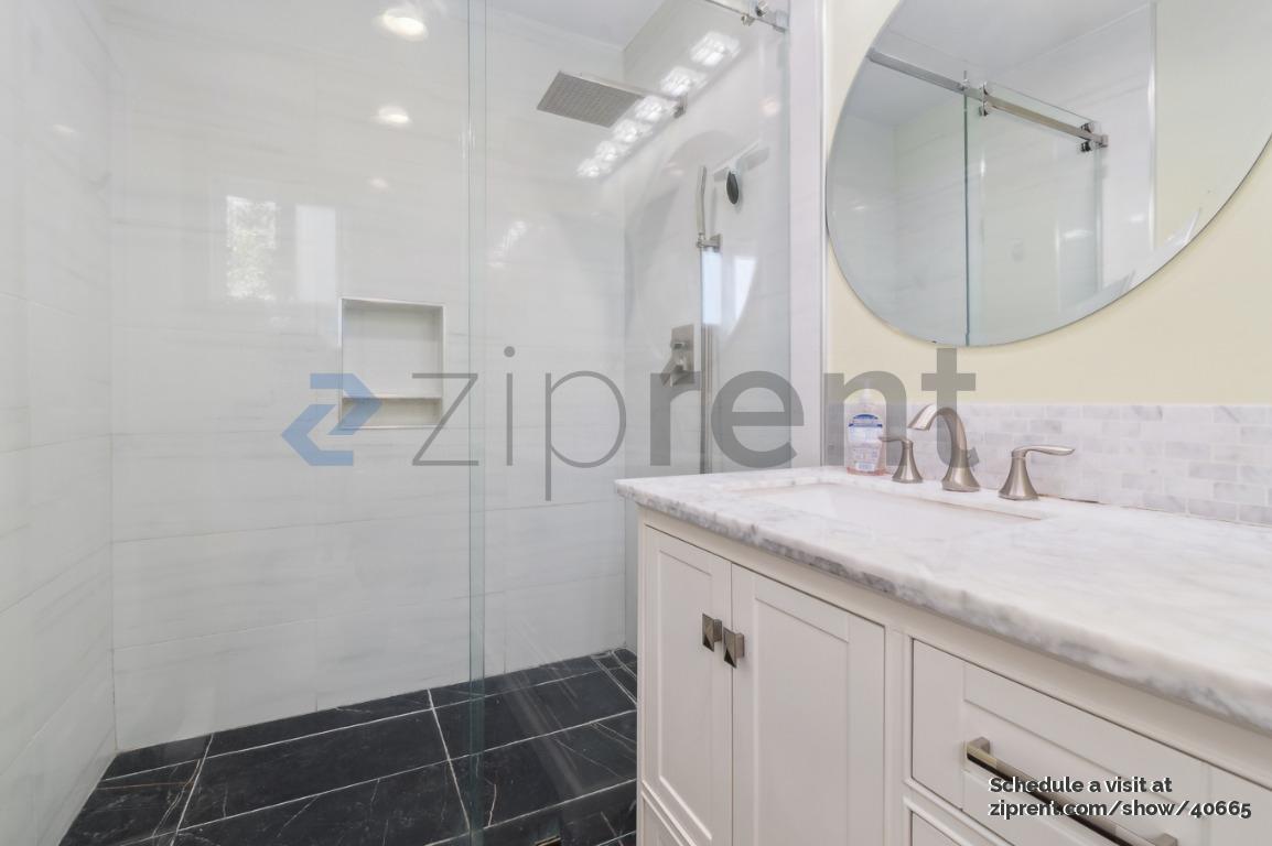Building Photo - 792 Los Olivos Dr