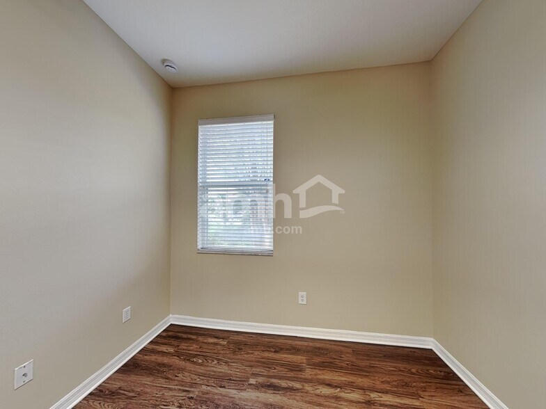 Building Photo - 1942 Beardsley Dr