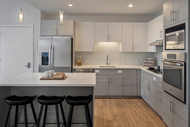 Building Photo - 479 Canal St