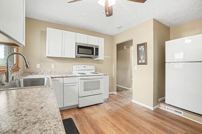 Building Photo - 6767 Military Ave