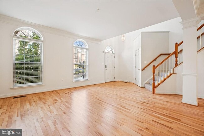 Building Photo - 502 Lawson Way