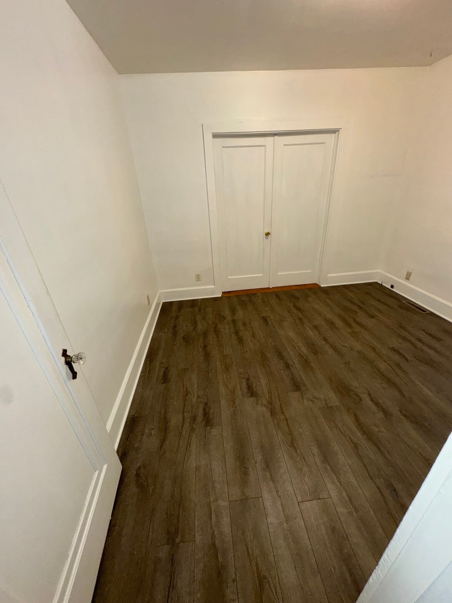 Master Bedroom - 1019 Romayne Ave