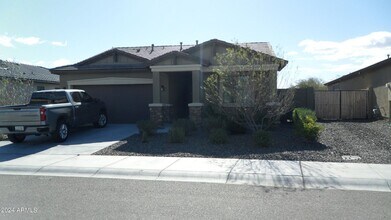 Building Photo - Great Home! Ready to Move Into - Zanjero T...