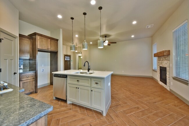 Building Photo - Home in Deer Creek Schools + 4 Bedrooms + 3 car Garage + The Grove Addition