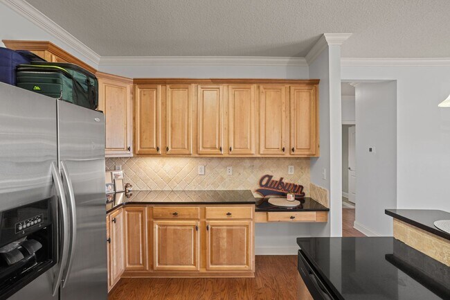 Building Photo - Plainsview Condo | 2 Bed 2 Bath