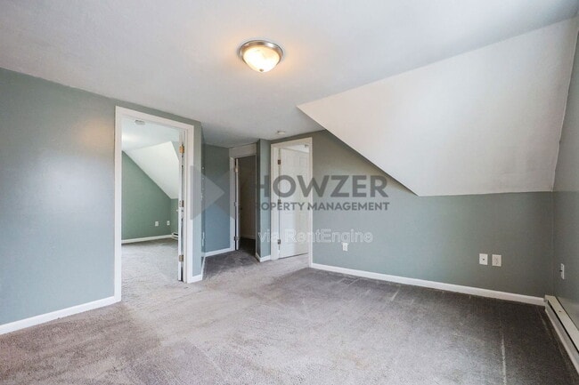 Building Photo - 4 E Broadway