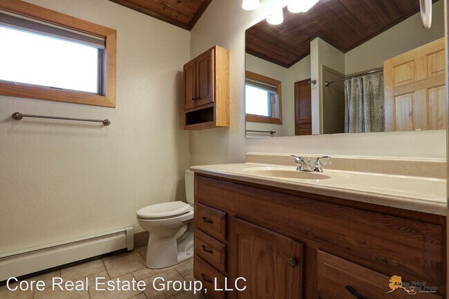 Building Photo - 4 br, 3 bath House - 13020 Lupine Road