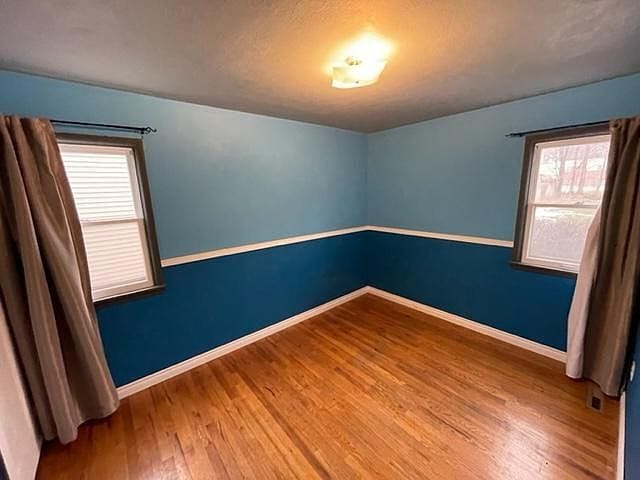 Upstairs bedroom - 3224 E 21st Ave