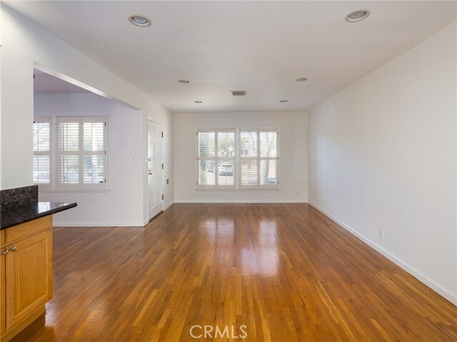 Building Photo - 7024 Alverstone Ave