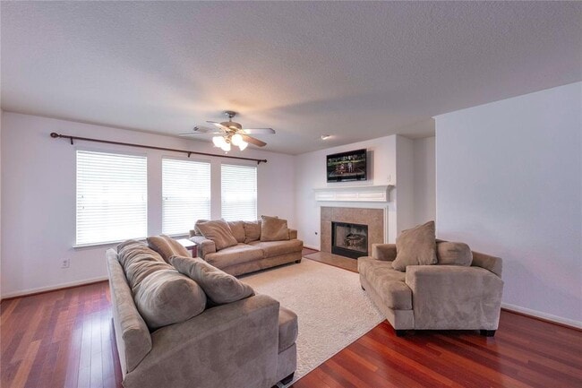 Building Photo - 13907 Bonnetbriar Ln