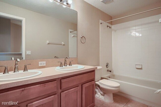 Building Photo - 5 br, 3 bath House - 22727 Killington Blvd...