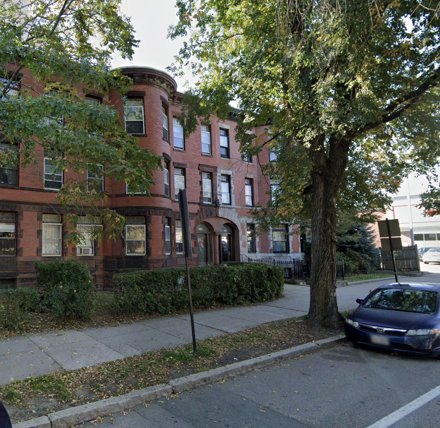 Building Photo - 1911 Beacon St