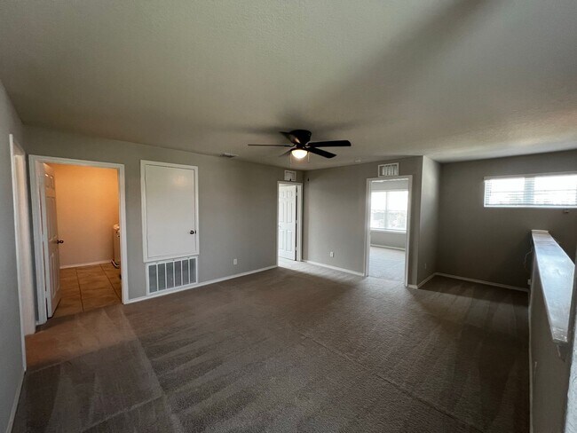 Building Photo - Elegant home in Davis Ranch- 4 Bedroom/ 3 Bathroom