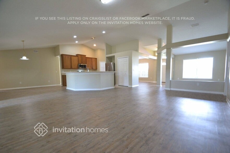 Building Photo - 20216 Marlin St