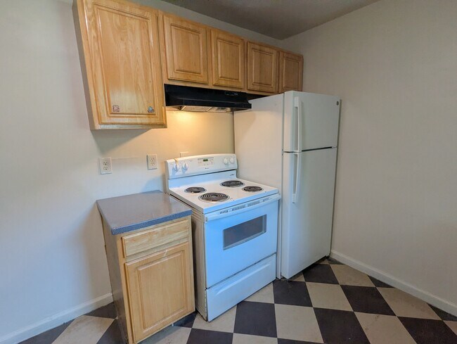 Building Photo - 2820 Cardo Dr NW