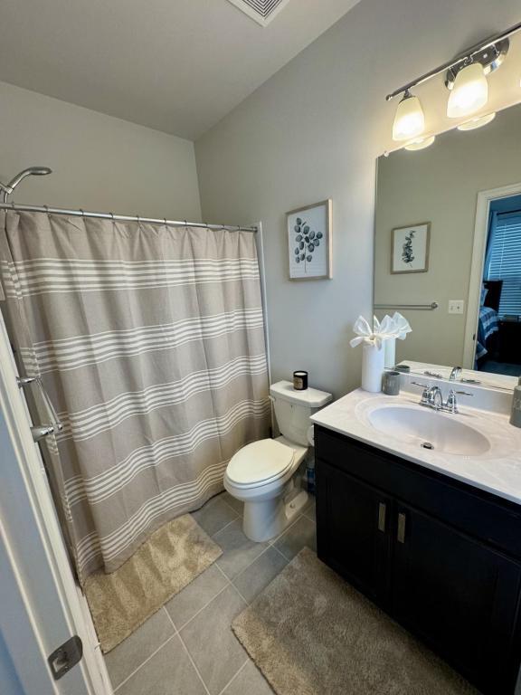 Building Photo - 211 Narrowleaf Way