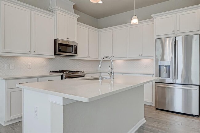 Building Photo - 16235 Rattlesnake Run Trail Trl