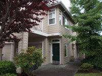 Building Photo - Beautiful Top Floor 2BR 2BA Corner Unit in...