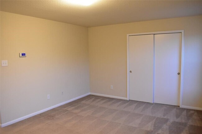 Building Photo - 18910 Windy Stone Dr