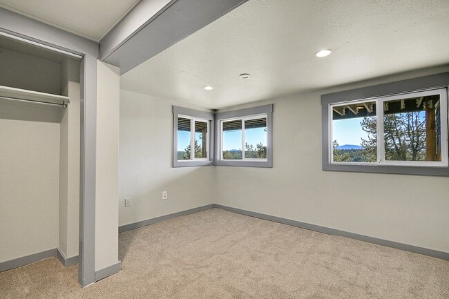 Building Photo - 11845 US Hwy 285