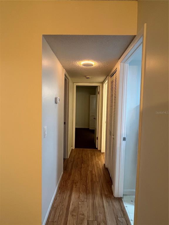 Building Photo - 1313 S Pine Ridge Cir