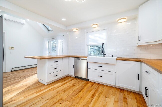 Building Photo - 5 Prospect St