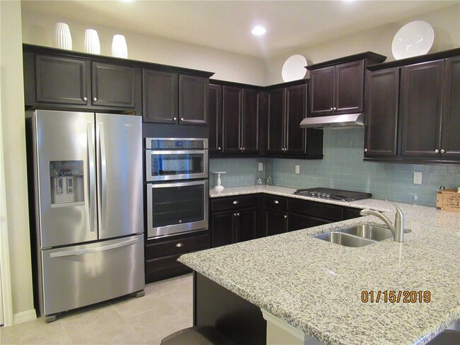 Building Photo - 8067 Pond Apple Dr