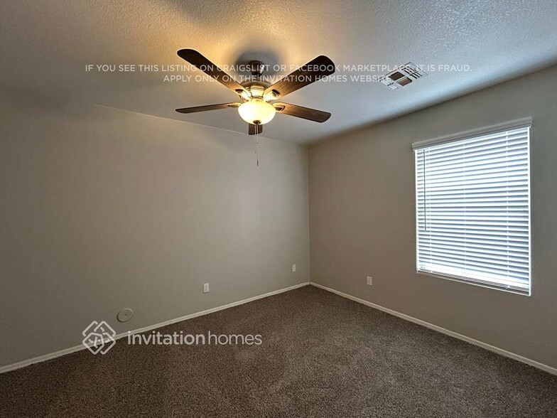 Building Photo - 43 N 123rd Dr