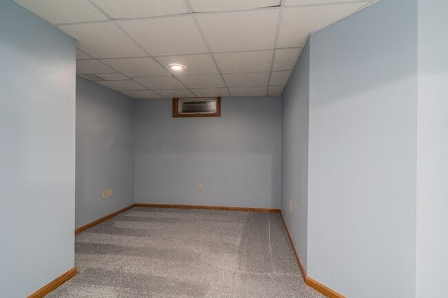 Building Photo - Beautiful Single Family Home