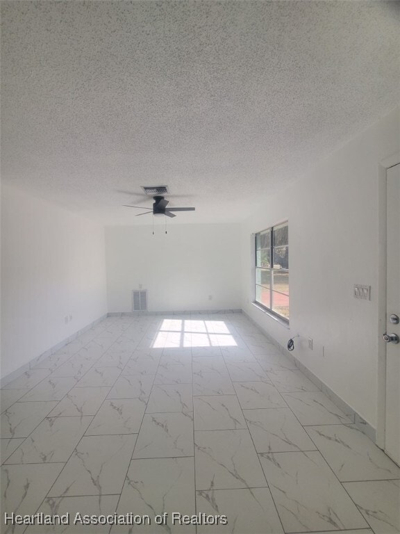 Building Photo - 3526 King Dr