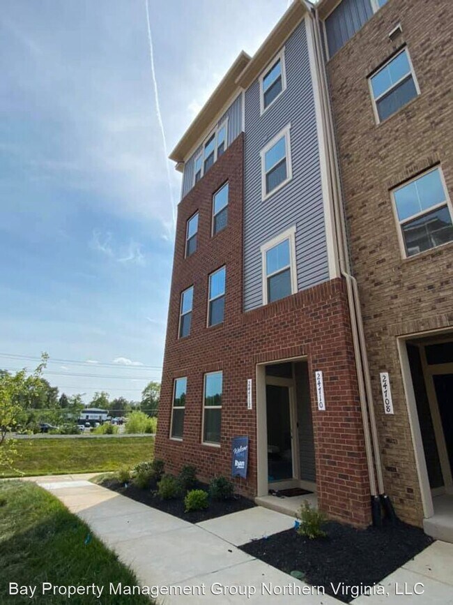 Building Photo - 3 br, 2.5 bath House - 24710 Pantzlaff Far...