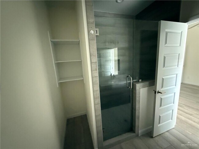 Building Photo - 212 Lauryn Dr